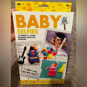 NIB Baby Selfies Photo Prop Kit